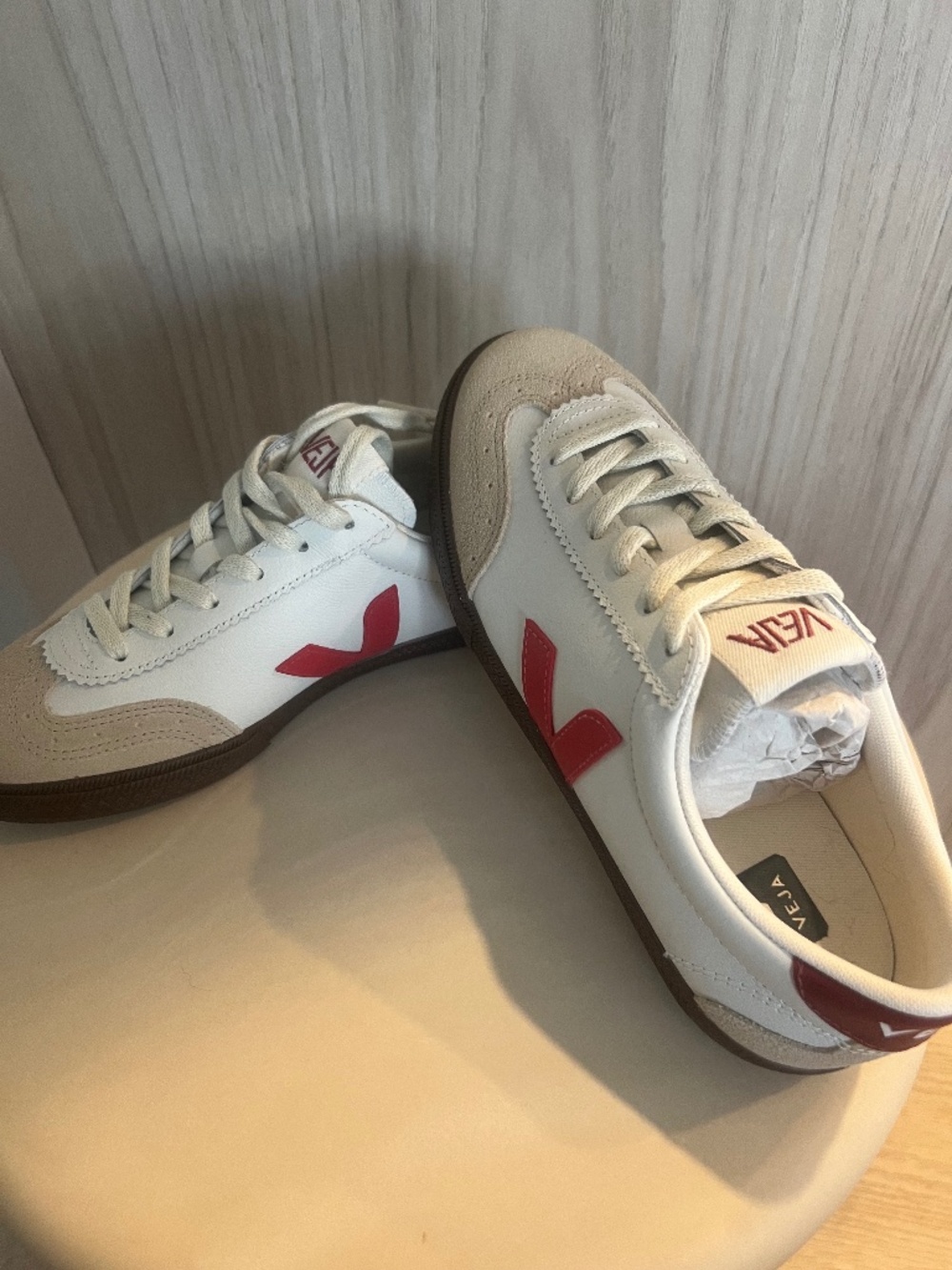 Brand new Veja 'Volley' Leather Runners
